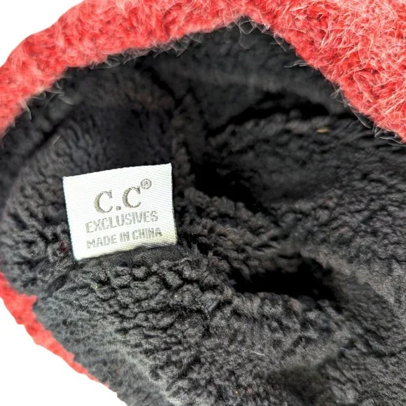 C.C. NWT Fleece Lined Red Plaid Fuzzy Ball Winter Hat Beanie - Picture 6 of 8